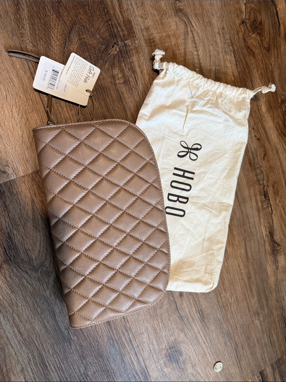 HOBO - Cole -Quilted Leather Clutch -Taupe